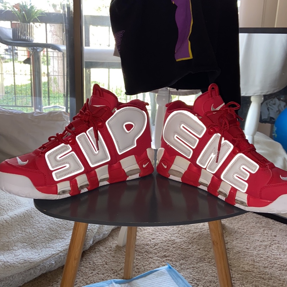 Nike x Supreme Suptempo Red